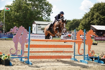 Final Blue Chip Pony Newcomers Second Round competition sees victory for Tara Sweetnam